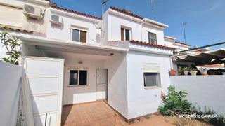 Casa adossada  Calle carlos cano. Tu casa en el aljarafe: