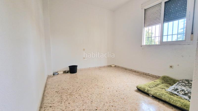 Foto b3b0deb7-d888-4d58-a85d-831bb25f7ce0. Casa adossada amb xemeneia aparcament piscina a Simon Verde Mairena del Aljarafe