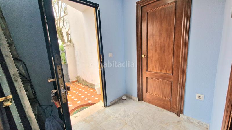 Foto c2aa5812-7f7b-4fe8-9372-f99cd22459fe. Casa adossada amb xemeneia aparcament piscina a Simon Verde Mairena del Aljarafe