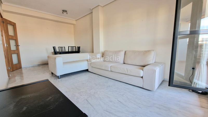 Foto 8b6919ff-f5f0-4f21-aad7-1d978cc0e14e. Flat with parking pool in Nuevo Bulevar Mairena del Aljarafe