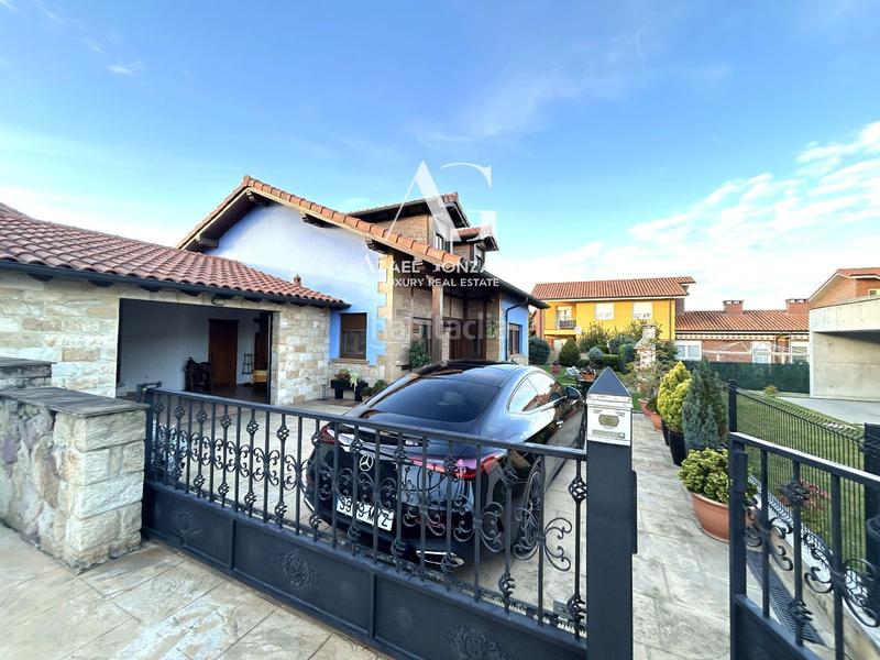 Foto cdb440e2-42b9-4ebc-97a1-2648a9346d9c. Chalet con riscaldamento parcheggio in Suances