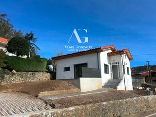 Haus in Rodezas 32. Casa reformada con jardín y vistas