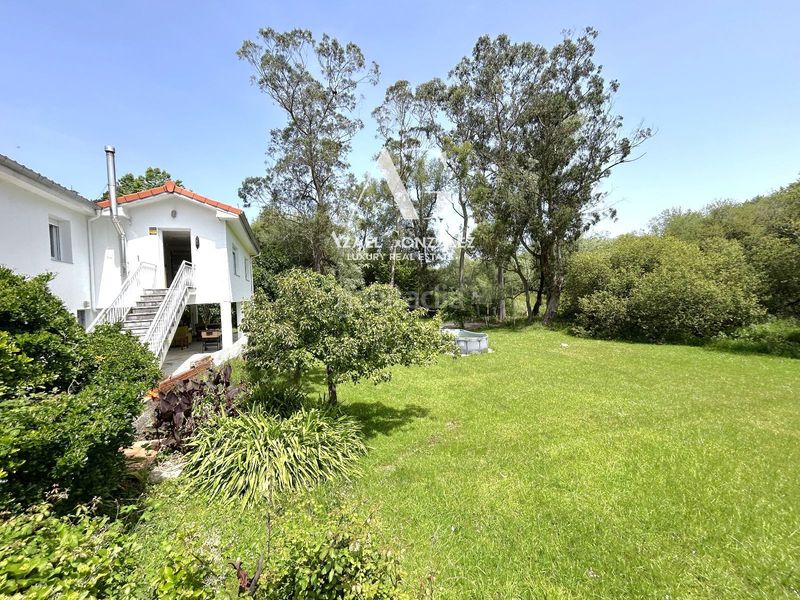 Foto bcd30fb0-a717-448d-9fec-ed508c5358c2. Casa a ceneras - Mogro 77 a Mogro Miengo