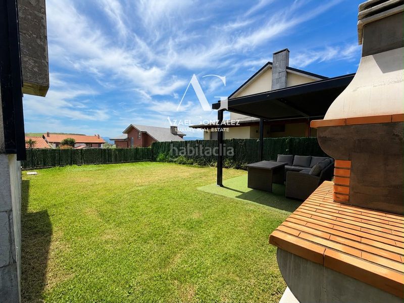 Foto d6ff5c4e-0170-4ce4-8466-fa5aceb082f8. Casa adossada amb calefacció a Suances