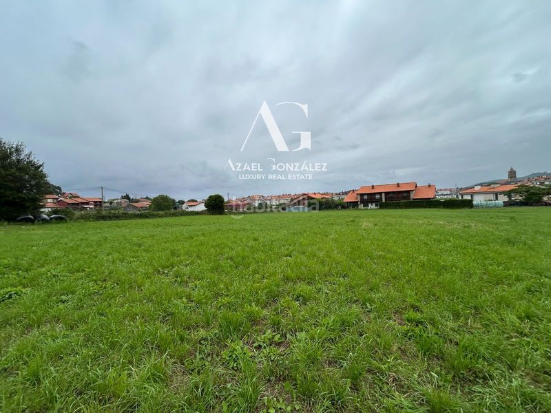Foto 09eb09bd-f576-4203-9b7e-8cf9421e9ad2. Terreny residencial a poligono 10 a Ajo Bareyo