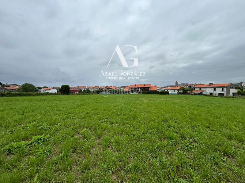 Foto 358e8a4b-d7f5-49b4-ae96-bd3a2c9b6856. Terreny residencial a poligono 10 a Ajo Bareyo