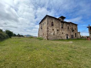 Edifici a Santillana del Mar. Palacio calderón de la barca
