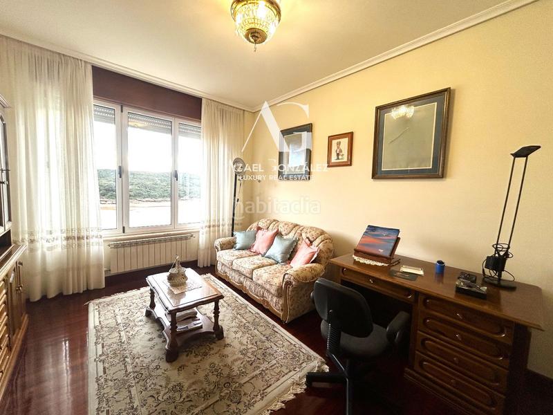 Foto 3db22fe8-a2cd-4df4-a924-7a9d1ac7c5f2. Maison avec chauffage parking piscine dans Ajo Bareyo