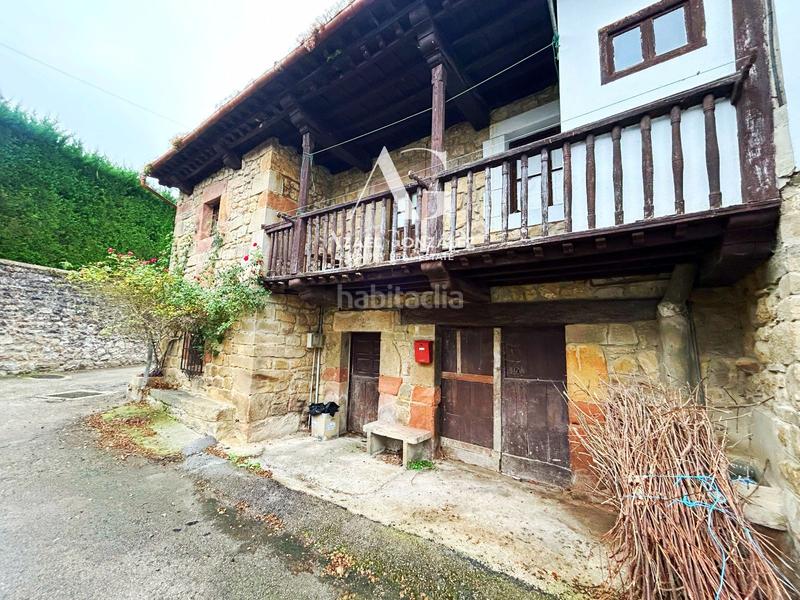 Foto 0de3559c-30ec-4dca-9c45-d17448421fe3. Casa adosada casona para reformar en cosío en Rionansa