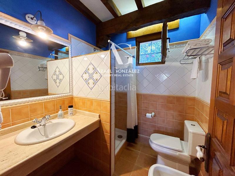 Foto 996b106b-011e-4162-8b13-dd8791a719f7. Edificio villa de lujo en Santillana del Mar