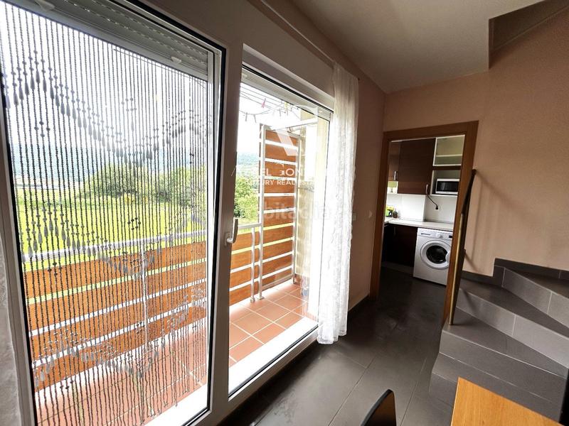 Foto 342b2807-81d3-4dc3-a906-66aa7510d14c. Duplex avec chauffage parking piscine dans Udías