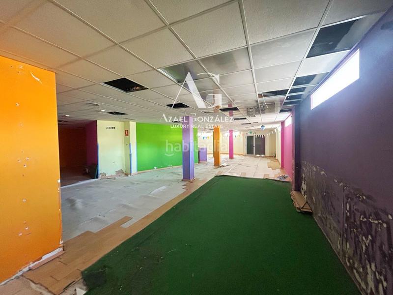 Foto 43eb681f-f537-43a4-bc5e-71eb623d5ae1. Local commercial dans Cartes