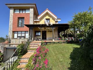 Xalet  Tejera. Casa con piscina en boo de piélagos
