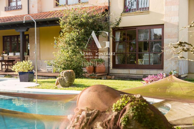 Foto f068e7ed-cd35-4730-9340-33e2b2657cb6. Chalet casa con piscina en Boo en Boo Piélagos