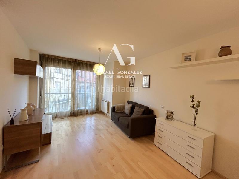Foto 9ff8a92f-9787-40f4-b2b9-ef5d8a1b5675. Appartement avec chauffage dans Centro Torrelavega