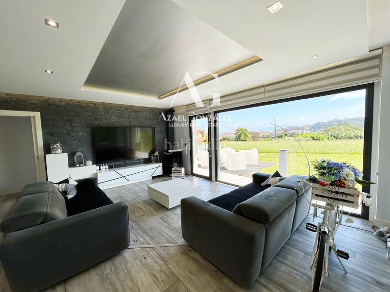 Foto 0a236f1c-f9d9-4a4a-9f42-9b9a5cc057e5. Xalet amb calefacció aparcament a Alisal - San Román Santander