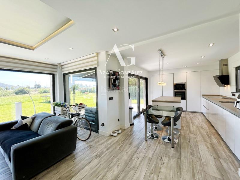 Foto 32744016-2caf-4df6-8939-8fd6c37077b6. Xalet amb calefacció aparcament a Alisal - San Román Santander