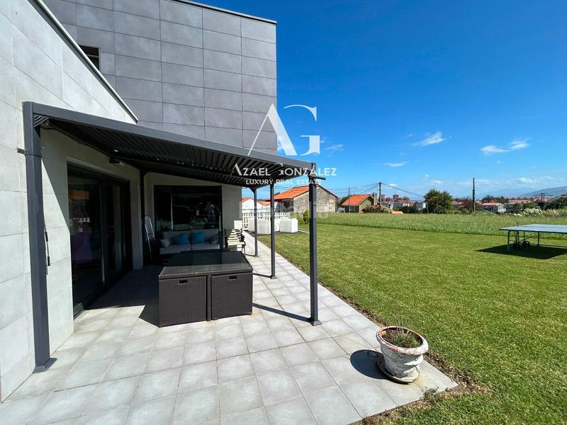 Foto 42eb4c50-c24c-4cd9-a4e7-984fb82e10f0. Xalet amb calefacció aparcament a Alisal - San Román Santander