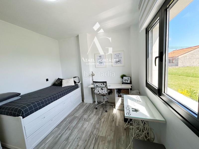 Foto aeb762a3-f2a3-493d-a0d7-8301be3fa1b0. Xalet amb calefacció aparcament a Alisal - San Román Santander