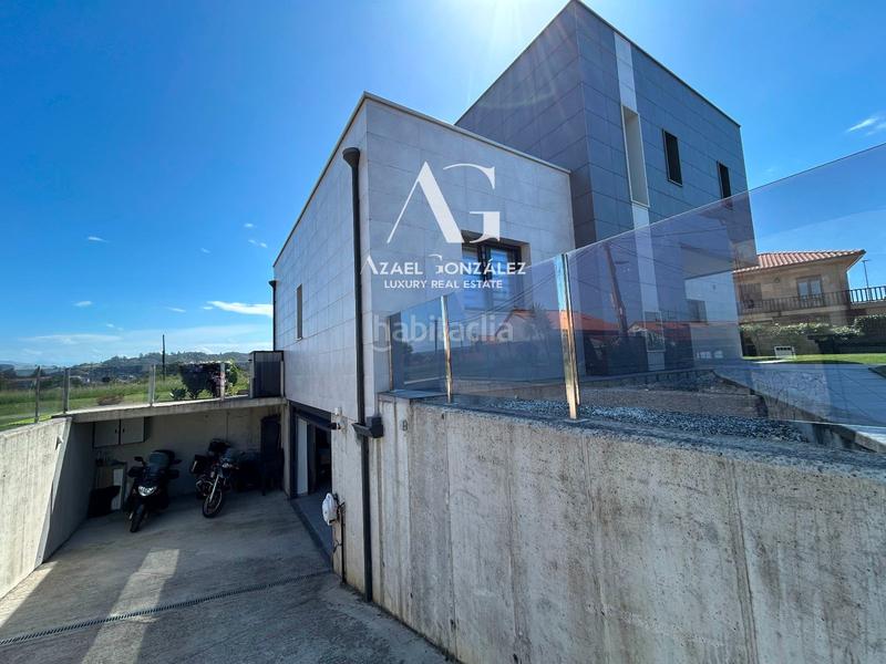 Foto b2d87a92-f515-46ed-bcc5-ae24fed1c220. Xalet amb calefacció aparcament a Alisal - San Román Santander