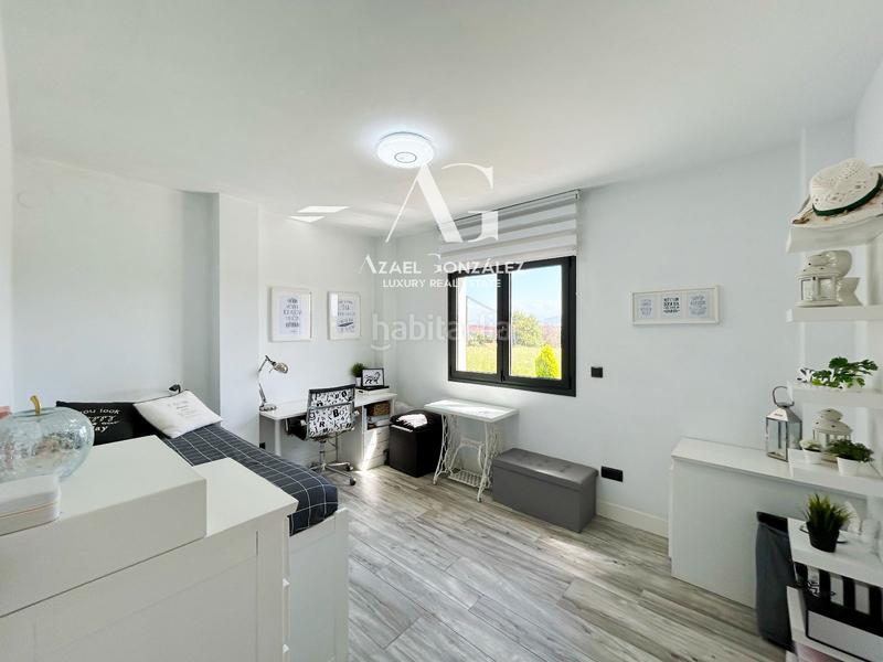 Foto b4774bef-9818-44ce-b4ff-998acc9541d9. Xalet amb calefacció aparcament a Alisal - San Román Santander