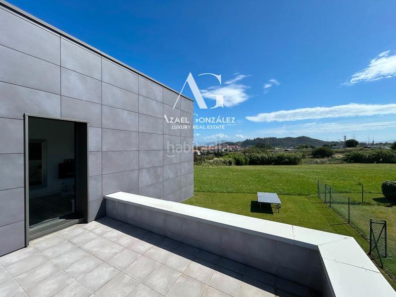 Foto d4bbe070-c1f8-4161-8d7b-9e30c856d2ca. Xalet amb calefacció aparcament a Alisal - San Román Santander