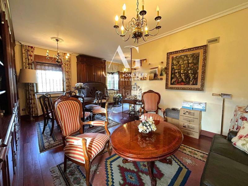 Foto 0d3cffff-fe99-4685-b92b-ed3a92d364ac. Casa amb calefacció aparcament a Sierrapando Torrelavega