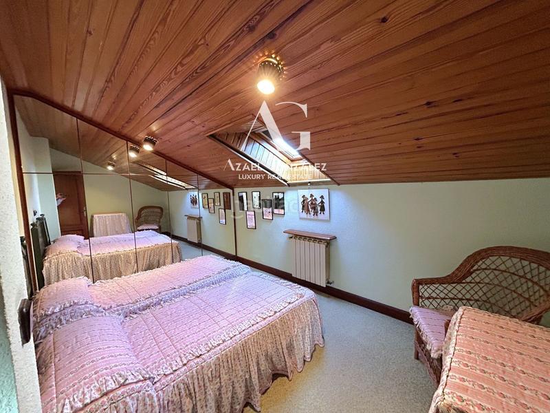 Foto 491e4535-3480-461d-be65-cd860f5b1d3d. Casa amb calefacció aparcament a Sierrapando Torrelavega