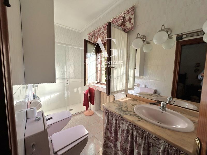 Foto 58b705c9-ee89-44b1-a68f-c44fa0ee5213. Casa amb calefacció aparcament a Sierrapando Torrelavega