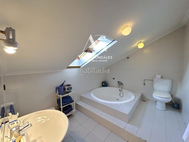 Foto 80f4790d-b3bd-4f6b-b66b-1412dc74ef05. Casa amb calefacció aparcament a Sierrapando Torrelavega