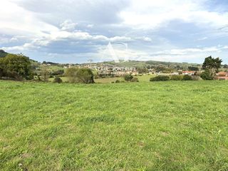 Finca rústica a Santillana del Mar. Finca urbana con potencial residencial en queveda, santillana de