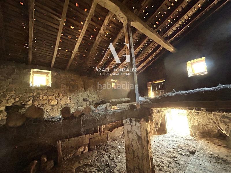 Foto 1133cc53-2e58-4028-9817-a1cd7da30744. Casa adossada a Cabuérniga