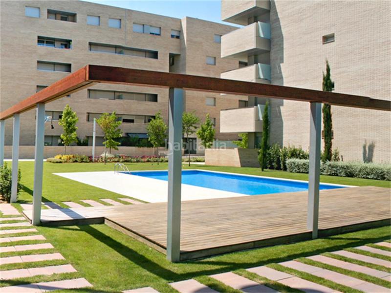Foto e5125408-8f6e-47b4-a53c-f5a79185fabc. Àtic 164m<sup>2</sup> amb calefacció piscina a Barri dels Escriptors Salt