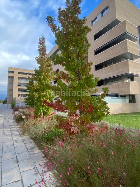 Foto 0b3b4829-8d65-4b34-9bc7-d2ea96f83719. Pis 103m<sup>2</sup> amb calefacció piscina a Barri dels Escriptors Salt