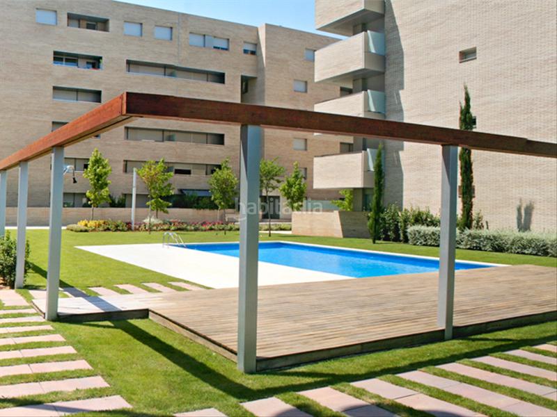 Foto f8dd4013-bb27-4664-aa56-b57f7408bfa3. Pis 103m<sup>2</sup> amb calefacció piscina a Barri dels Escriptors Salt