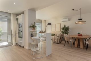 Etagenwohnung  Carrer del pla de salt. Bloc 7 pis porta 3a
