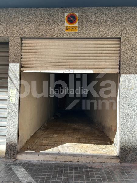 Foto 5323e980-fca1-49fe-8fcc-1fc952c63800. Posto auto in calle jose alejo bonmati 22 in Playa Levante Santa Pola