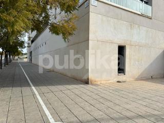 Miete Geschäftsraum  Calle levante de. Gran local comercial zona estación autobuses