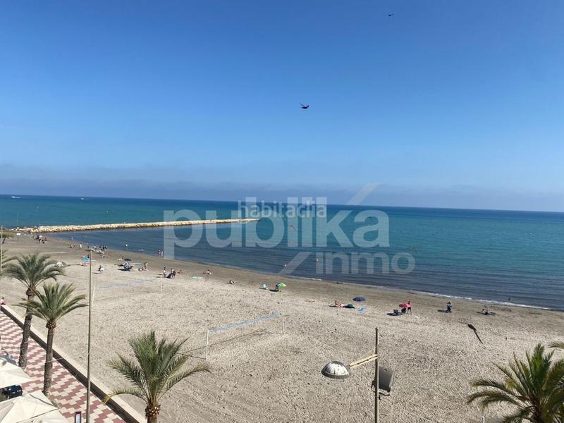 Foto 681b2146-7402-4f1b-bdb6-dafcf3f489e8. Alquiler piso  alquiler vacacional en Playa Levante Santa Pola