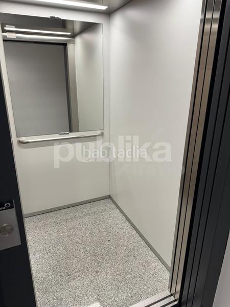 Foto 674a9224-8595-4166-9e58-954de34cdfff. Piso amplio y luminoso piso en campello playa, a solo 800 metros del mar en Campello (el)