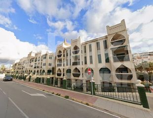 Affitto Posto auto in Avenida de santiago bernabéu 42. Plaza garaje en alquiler, en zona santiago bernabéu urbanización