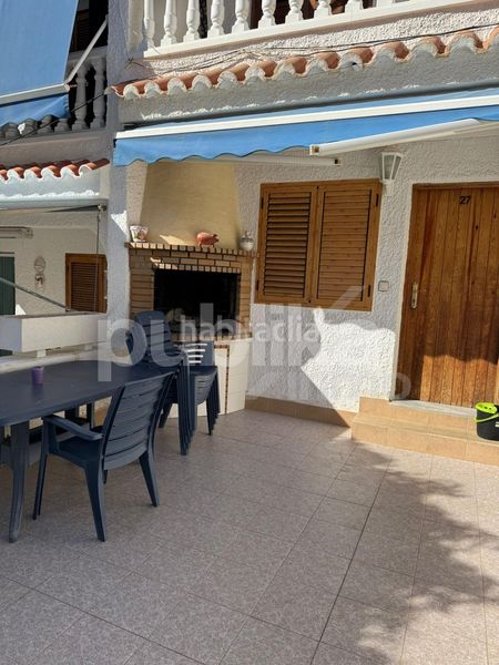 Foto 6958a9d0-4a87-4793-a7c8-38866153dc05. Casa adossada amb calefacció aparcament piscina a Santa Pola