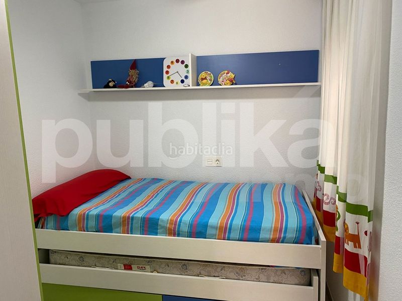 Foto e4732bd1-4150-4f9c-9552-d48eafceeb66. Casa adossada amb calefacció aparcament piscina a Santa Pola