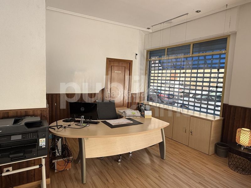 Foto 12142891-70ca-4de8-94ea-0c2216c50078. Local comercial a Centro Santa Pola