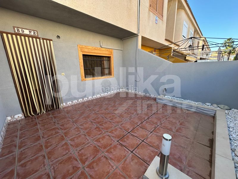 Foto 841b2f43-6354-429c-9754-8358da61f608. Casa adossada a monte de sta pola 35 a Monte Faro-Altomar II Santa Pola