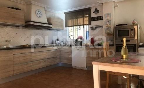 Foto 61d3cfb8-413f-48e3-8a52-d5e570d30f17. Casa amb aparcament piscina a Perleta - Maitino Elche / Elx