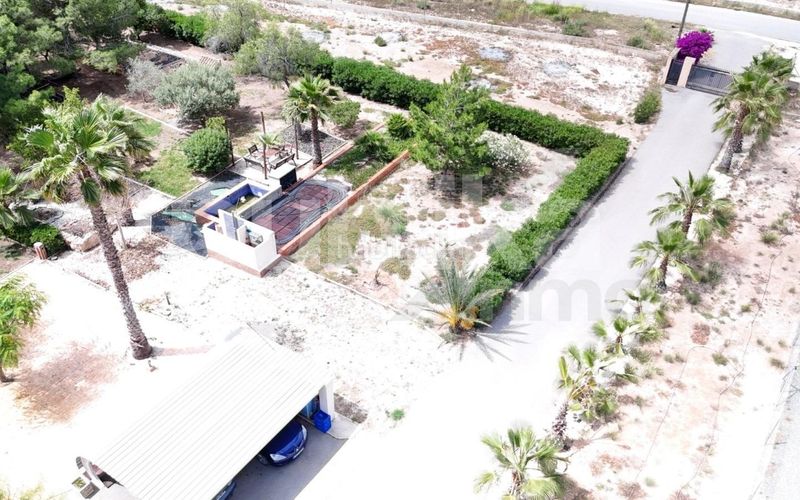 Foto c7a5538b-06fd-451e-99a4-12a1eb79b730. Casa amb aparcament piscina a Perleta - Maitino Elche / Elx