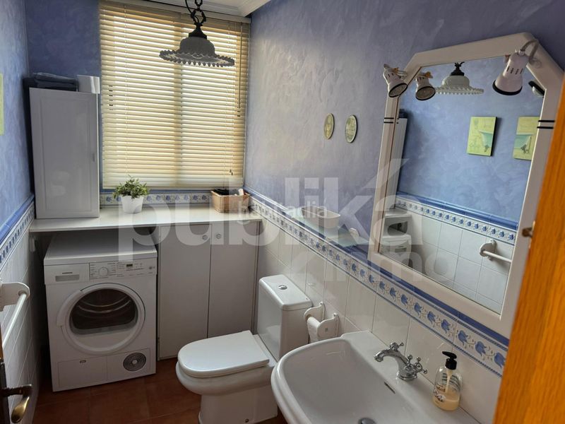 Foto d3b219f4-24d5-409c-b9c7-5be3d652f0a0. Casa amb aparcament piscina a Perleta - Maitino Elche / Elx