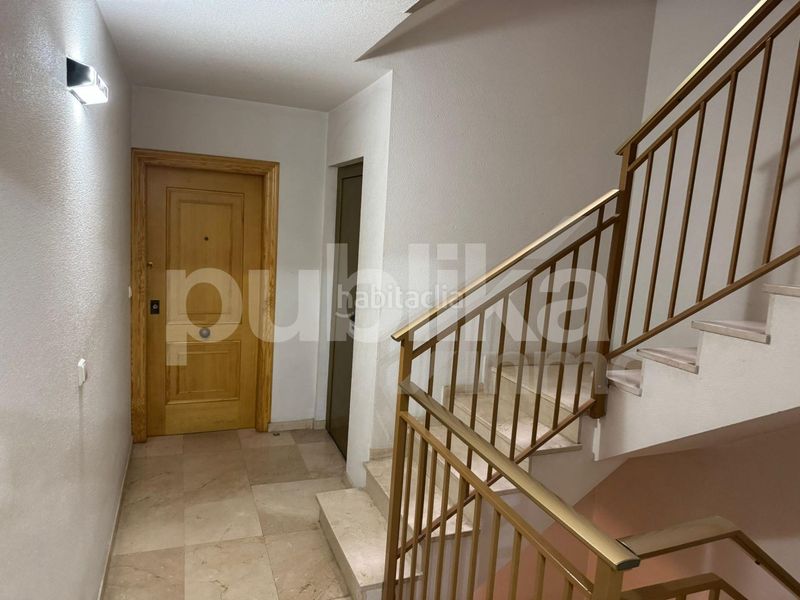 Foto 1c17f92d-091b-4816-9799-4d848eeb410a. Piso en Centro Santa Pola