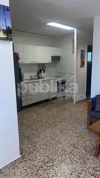 Foto b52f8fad-e171-4410-816c-055405d5178b. Casa adossada amb piscina a Torreblanca Torrevieja